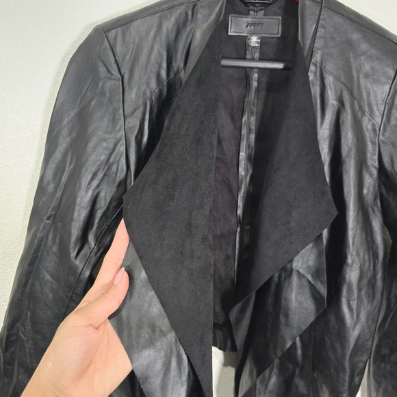 BLANK NYC Black Faux Leather Drape Open Front Jacket Size Medium - Picture 5 of 8